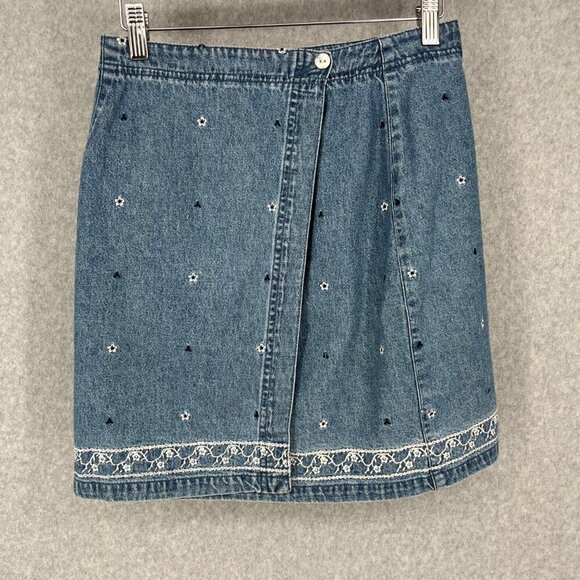 AMI VTG 90s Denim True Wrap Skirt Size 4 Blue Floral Embroidered Casual Cottage - Picture 1 of 11